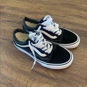 Black and white old school vans